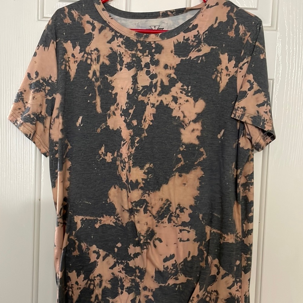 Bleach washed top. Size large